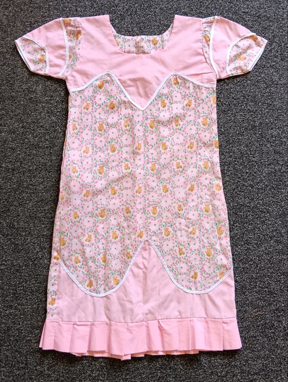 70s 80s Handmade Vintage Whimsical Girls Bear Nightgown, Approx Sz 8 Whimsy Pink